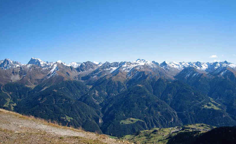 Talblick in Österreich, Urlaub in den Bergen